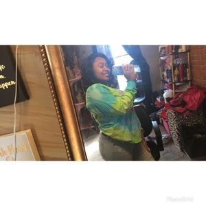 Meet your Posher, Shania